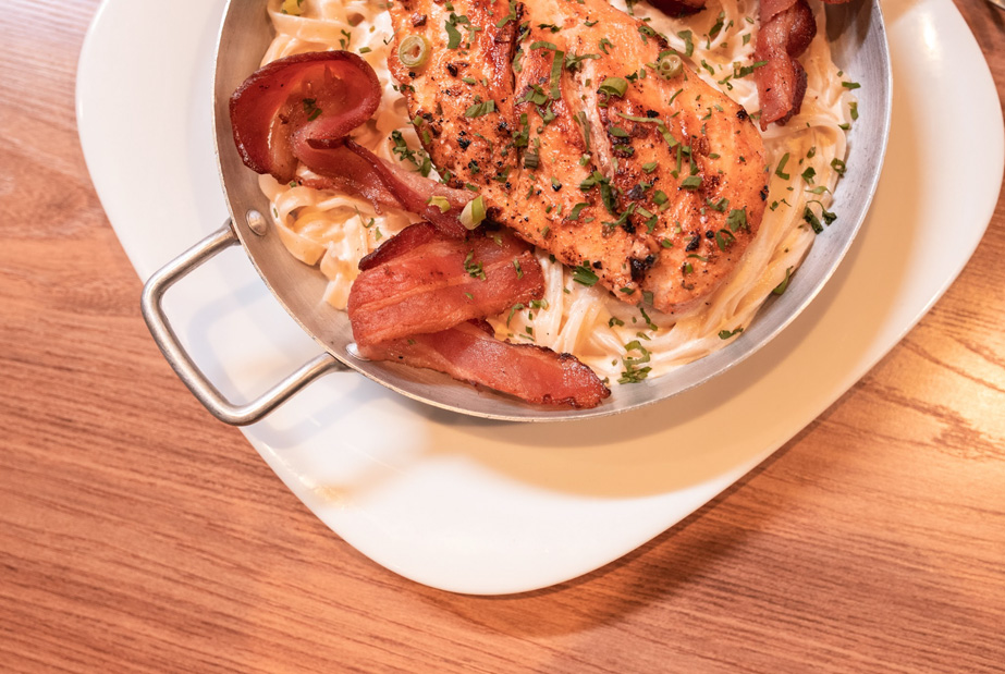 Insane Burguer  width=